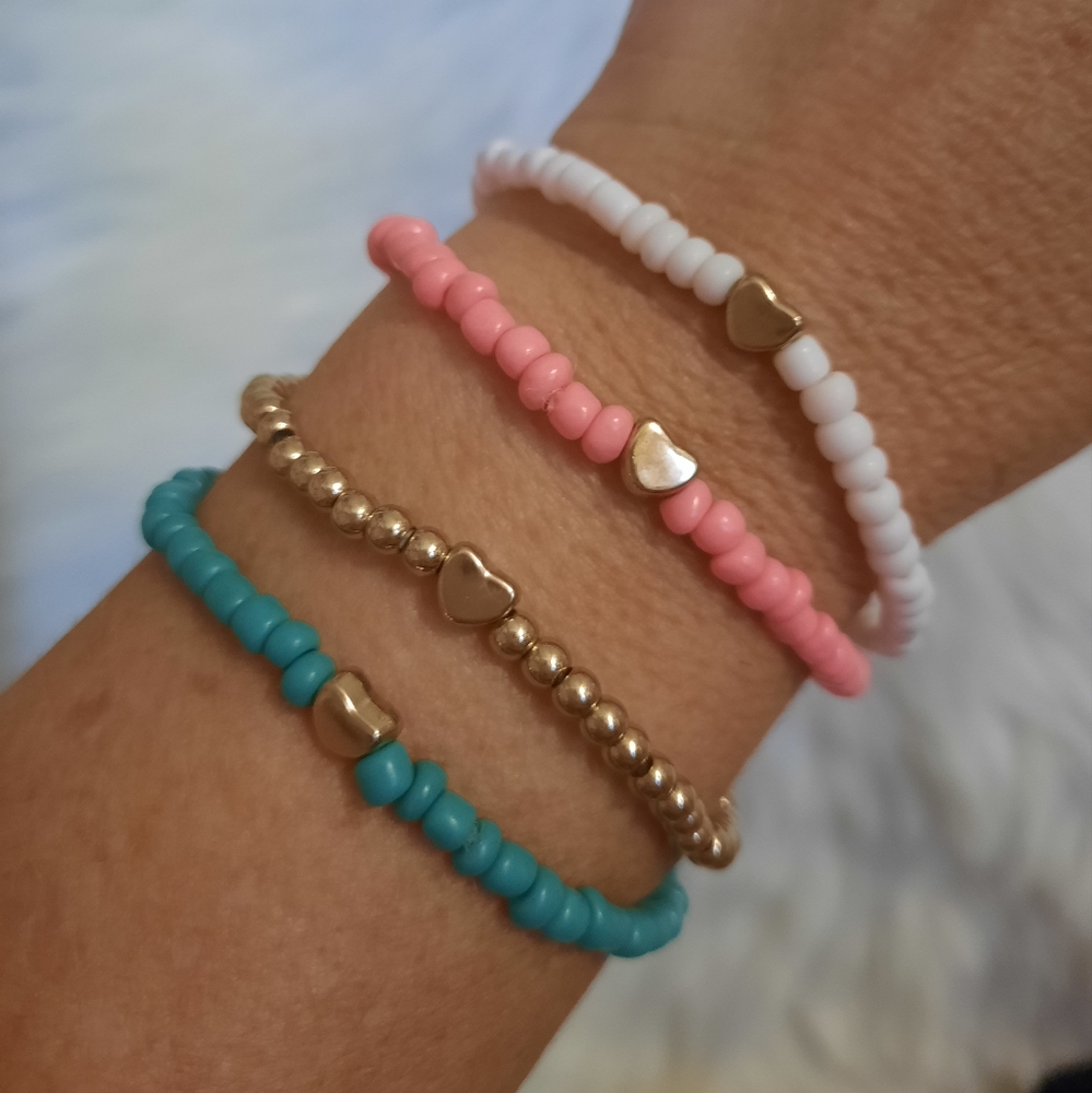 Teen 4pcs/set Boho Beaded Bracelet with Heart Charm - Stackable Bracelet Set
